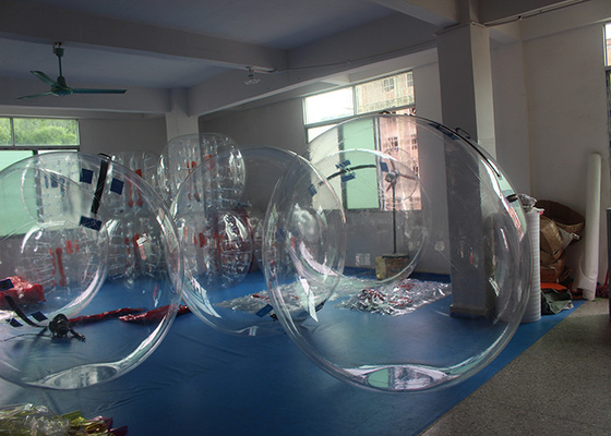 Chine Taille enorme de la boule 2.5m de l'eau de bulle gonflable géante avec le PVC imperméable de 0.8mm fournisseur