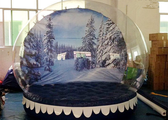 Chine Tente claire gonflable personnalisée de dôme de globes de neige de Noël dehors fournisseur