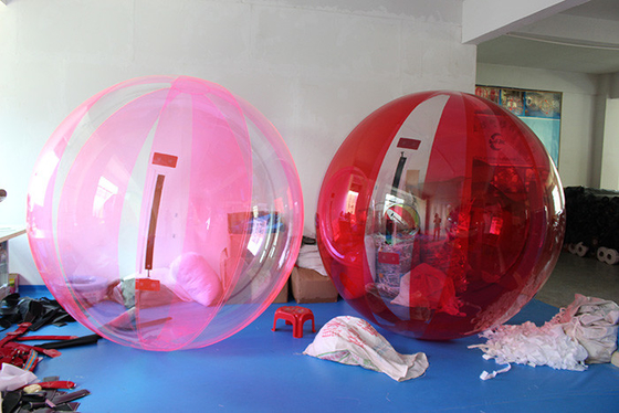 Chine Promenade doucement gonflable de PVC/TPU sur la résistance à l'eau non-toxique de boule de l'eau fournisseur