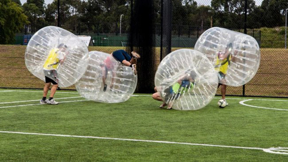 Chine Le football gonflable de bulle d'enfants/adultes boule de butoir gonflable de PVC de 0,8 - 1 millimètres fournisseur