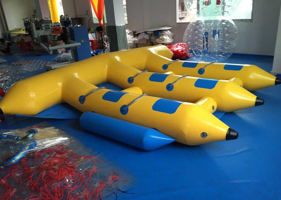 Chine Bateaux de pêche gonflables de mouche de jeux de l'eau, bateau de banane gonflable Towables fournisseur
