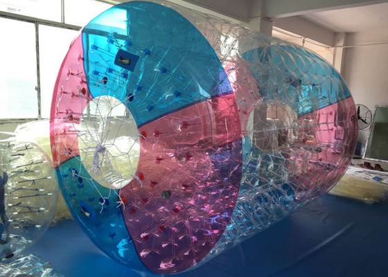 Chine L'eau enorme commerciale du polyéther TPU roulant la boule/tube gonflables joue fournisseur