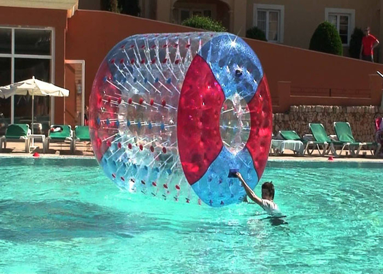 Chine Rouleau gonflable de l'eau de piscines colorées d'arrière-cour pour des jeux de sports fournisseur