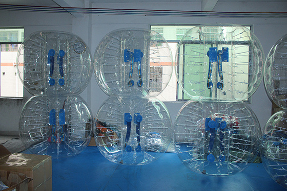 Les costumes gonflables transparents du football de bulle du football de bulle pour le football matraquent fournisseur